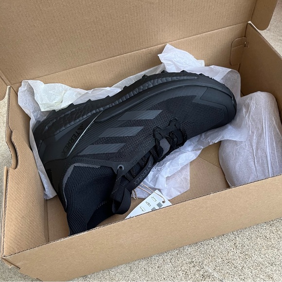 Adidas Terrex FREE HIKER 2.0 Hiking Shoes 9.5US BOOST Boot Core BLACK New w/Box - Picture 6 of 7